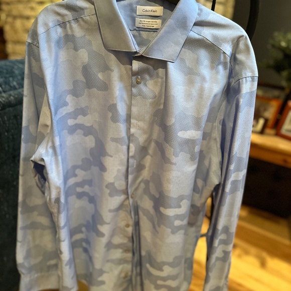 Calvin Klein Dress Shirt - Picture 1 of 2